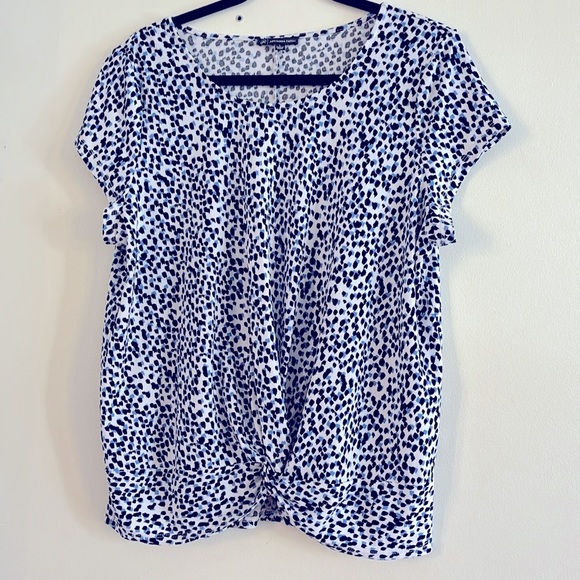 ADRIANNA PAPELL twist top light weight easy wash and wear for formal or casual L - Picture 1 of 9